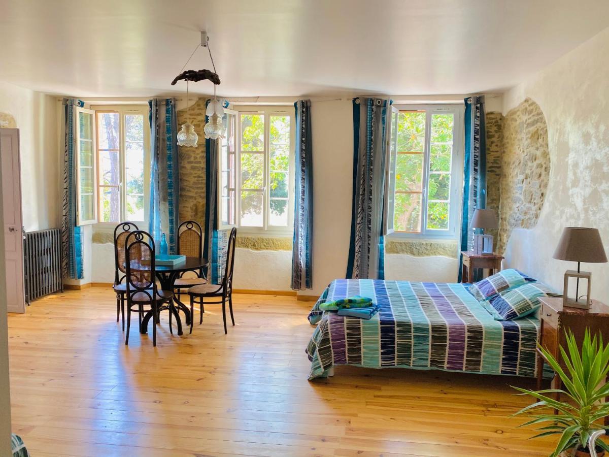 Chambres D'Hotes Domaine Saint-Joly Lasbordes Eksteriør bilde